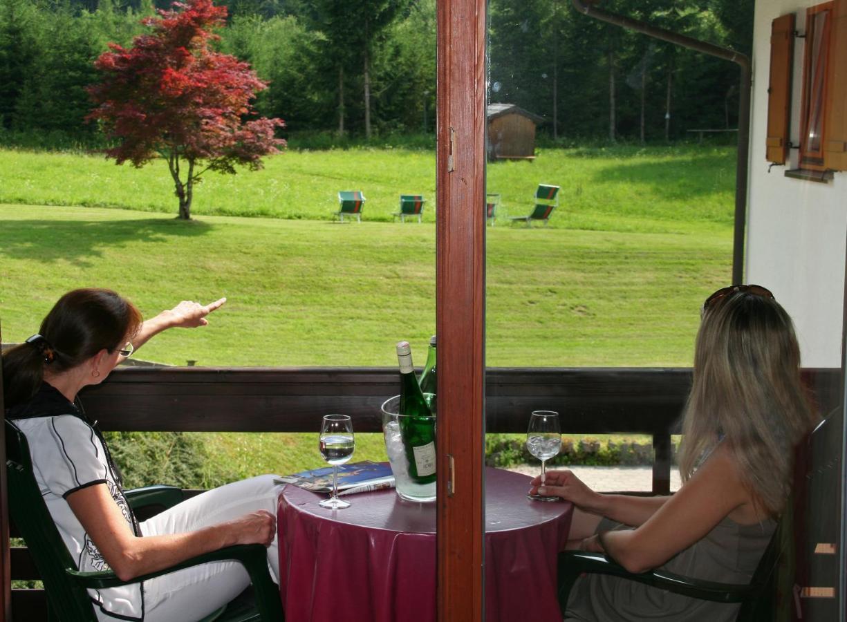 Hotel Garni Pension Zur Wacht Strobl Exterior foto